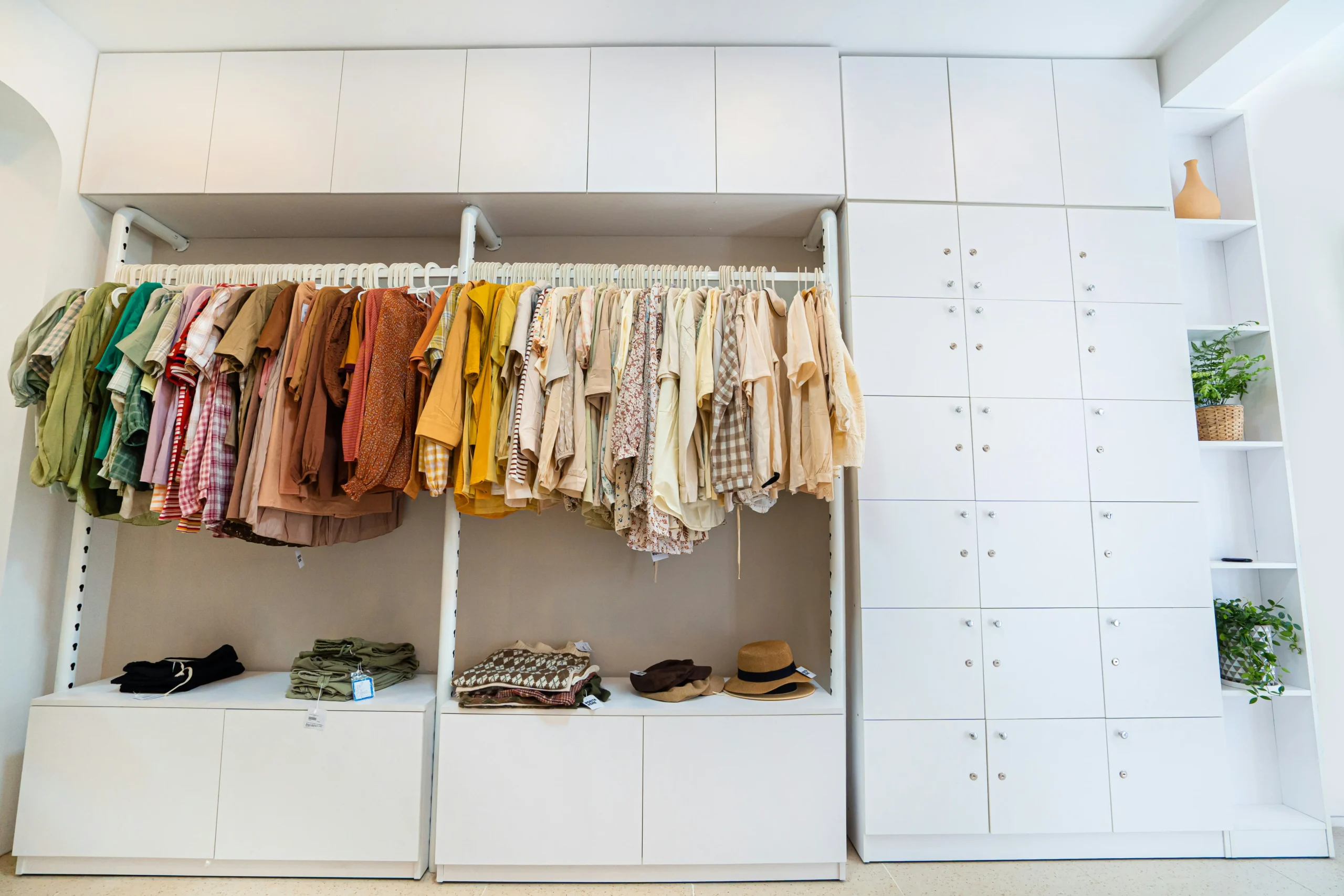 desain walk-in closet mewah